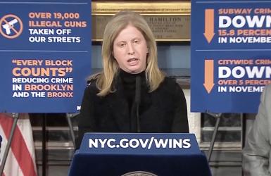 हेल्थकेयर सिइओको हत्यामा संलग्नको आशंकामा पेन्सिलभेनियाबाट  एकजना पक्राउ